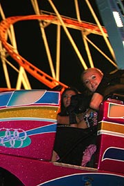 Paris Hilton im Olympialooping (Foto: Martin Schmitz)